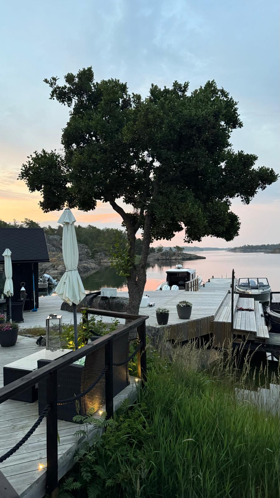 The guest dock at Port of Gyltskär at dusk